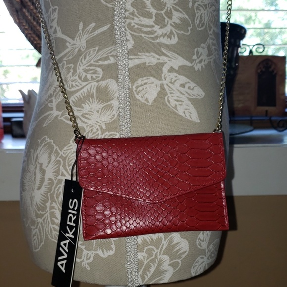 AVA/KRIS Handbags - AVA/KRIS small wallet/purse